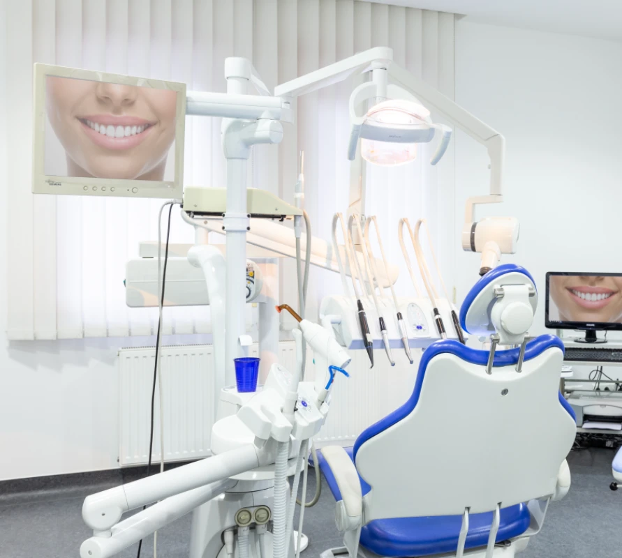 Dental implants in Kecskemét
